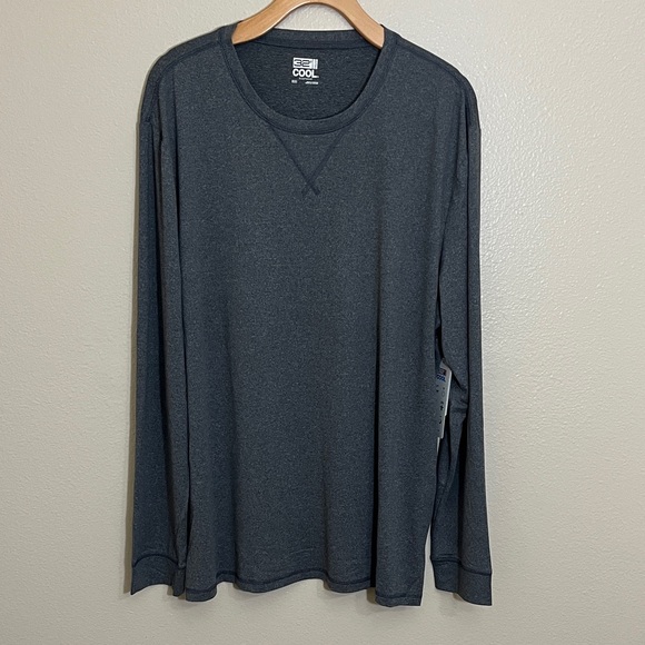 32 Degrees Other - NWT 32 Degrees Cool Grey Sleepwear Long Sleeve Tee
